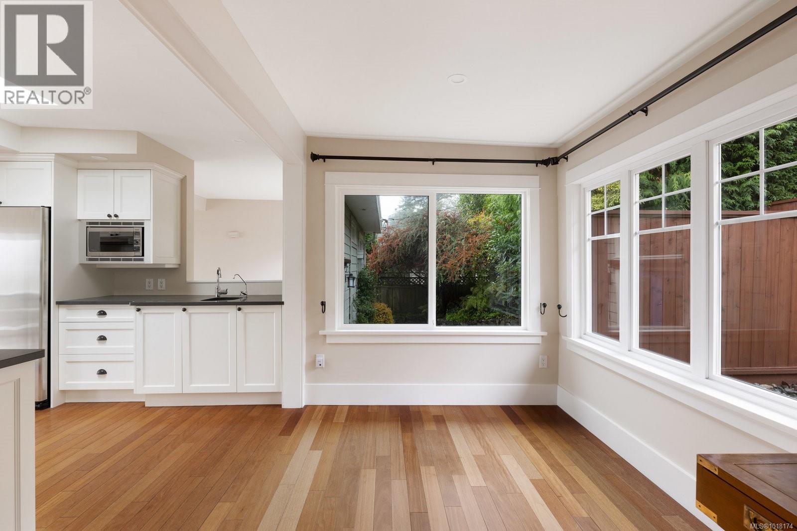  5055 Lochside Drive, Saanich