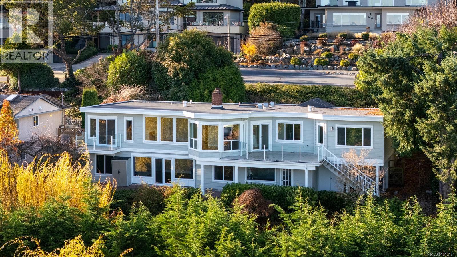  5055 Lochside Drive, Saanich