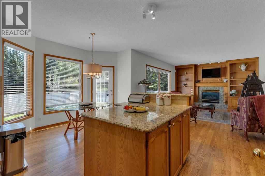 Single Family House for Sale in  Mountain Park Drive SE McKenzie Lake Calgary 