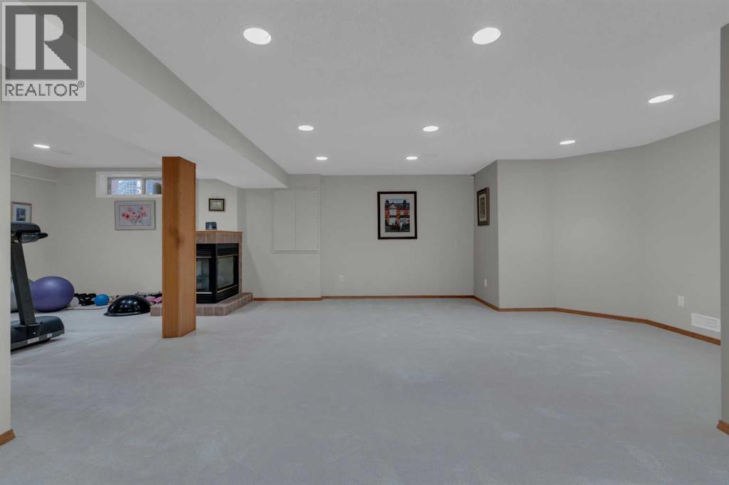 Single Family House for Sale in  Mountain Park Drive SE McKenzie Lake Calgary 