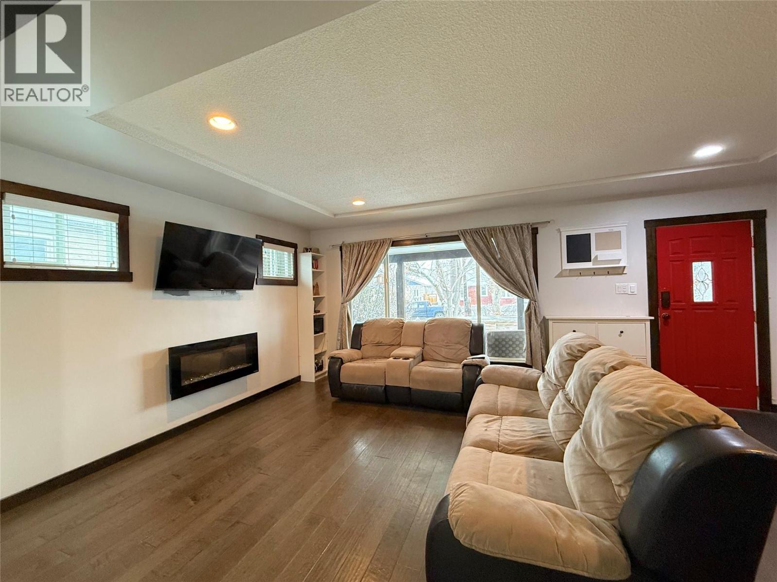 327 ROYAL Avenue, Kamloops