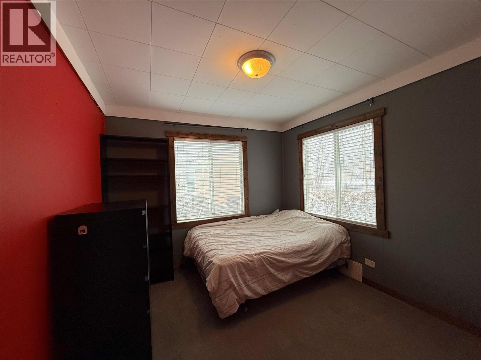 327 ROYAL Avenue, Kamloops