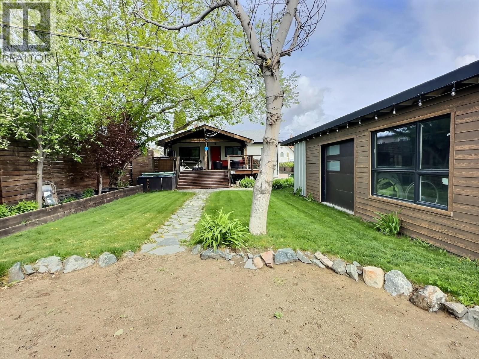 327 ROYAL Avenue, Kamloops