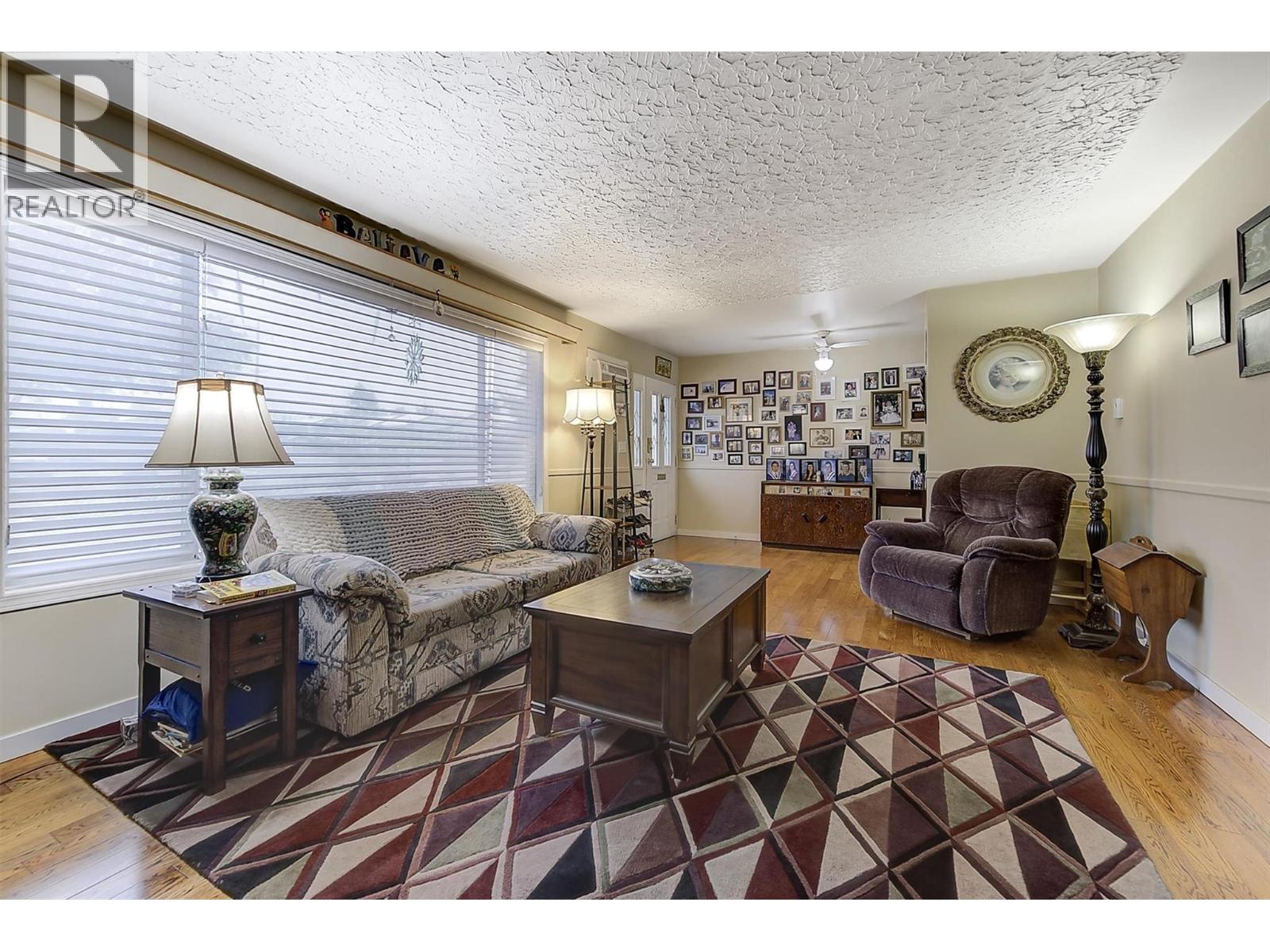  2030 Wilkinson Street, Kelowna