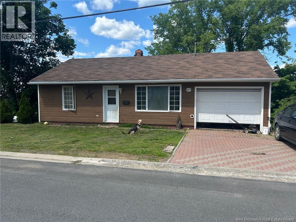 369 Adelaide Street — photo 16