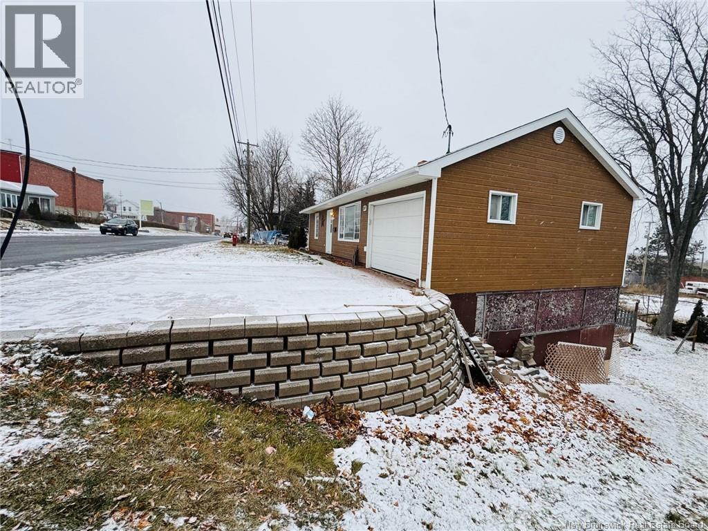 369 Adelaide Street — photo 12