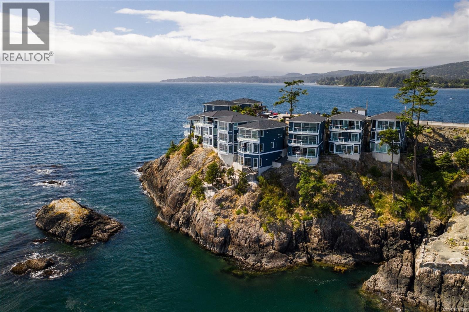 43A 1000 SookePoint Pl, Sooke