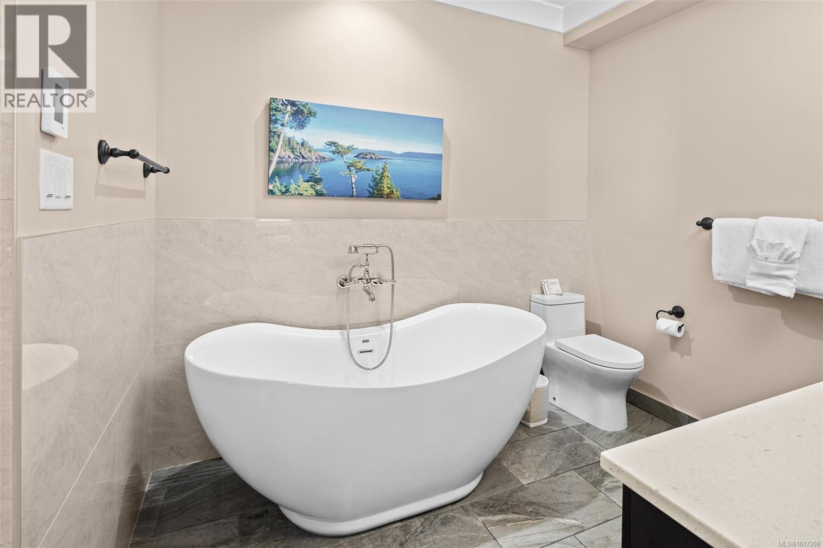 43A 1000 SookePoint Pl, Sooke