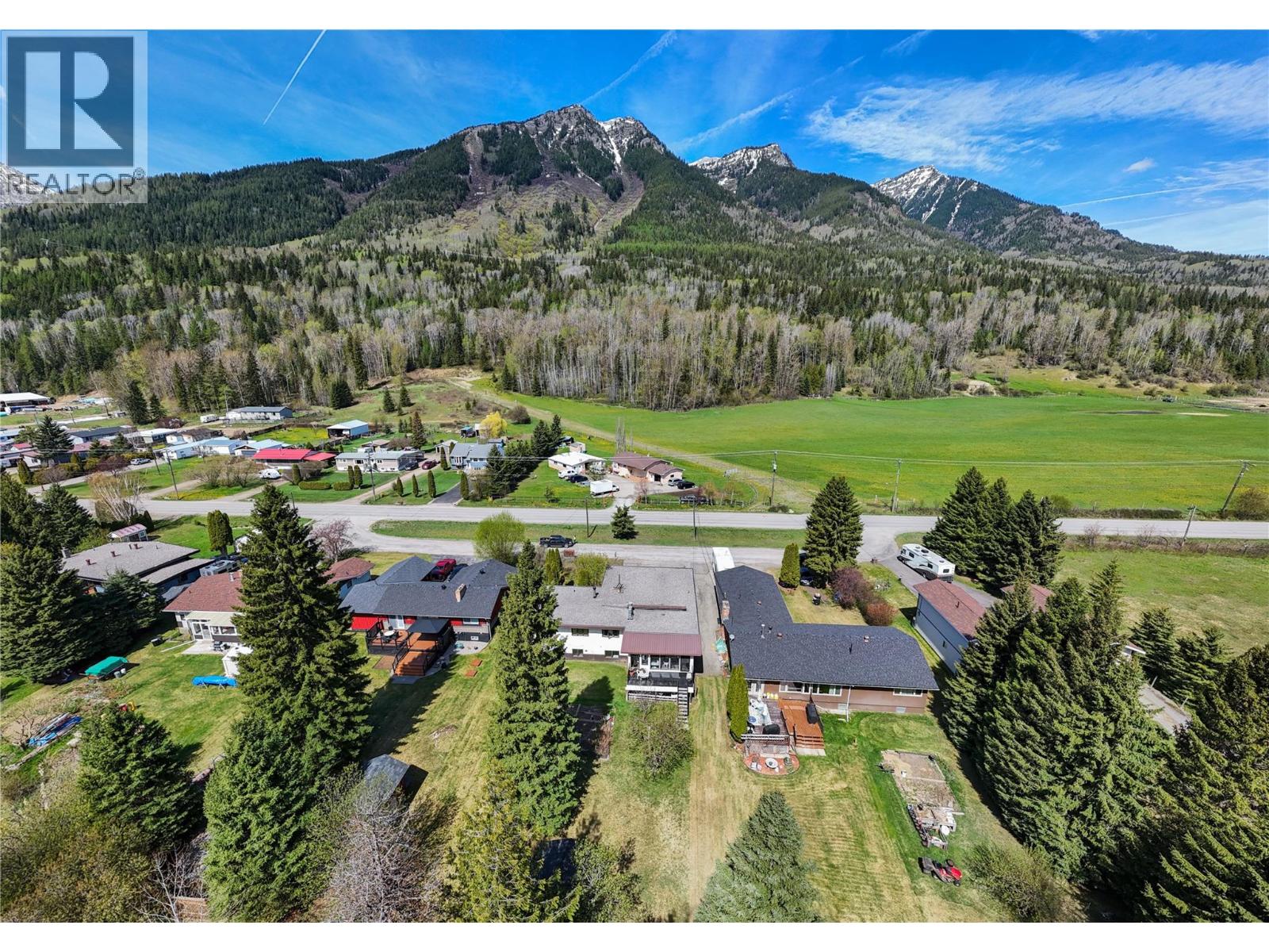 1698 McKenzie Road, Fernie