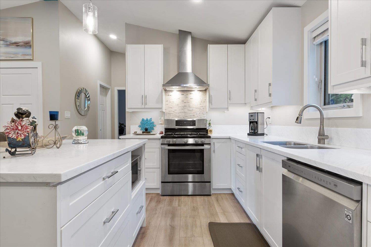 60 53480 BRIDAL FALLS ROAD, Bridal Falls, Rosedale