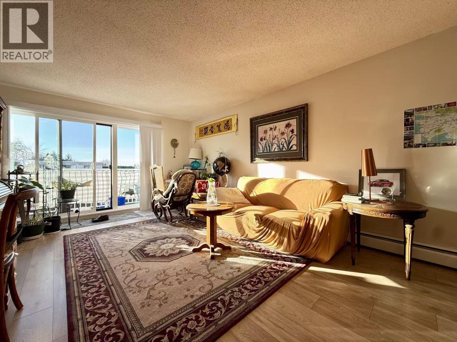 #302-7260 LINDSAY Road, Richmond