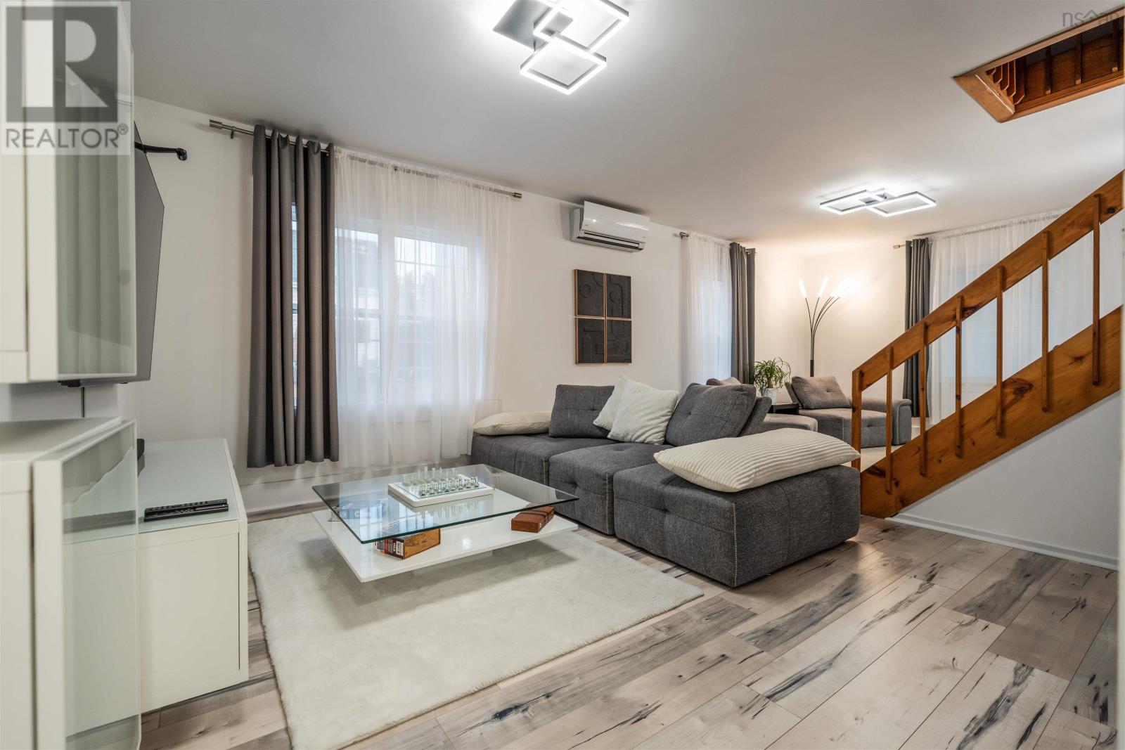 Property 22 of 47 of 140 Maple Avenue