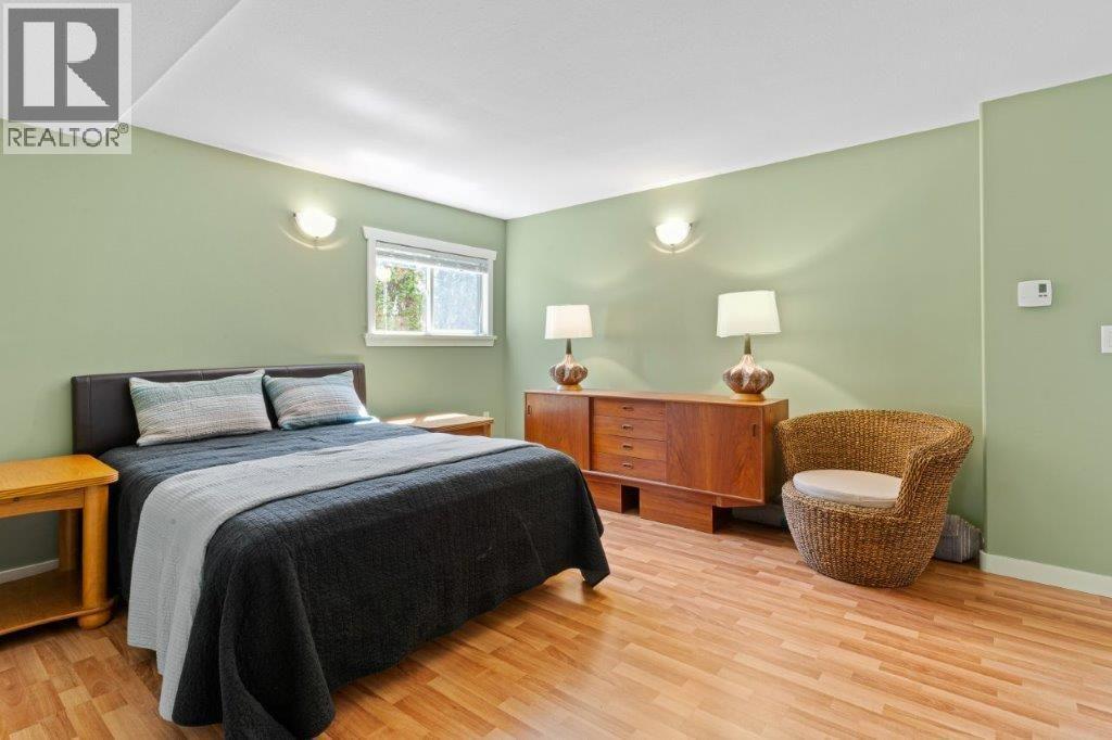  4170 Lake Avenue, Peachland