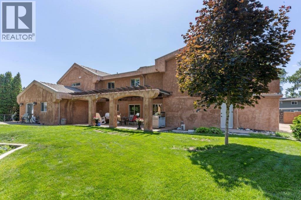  4170 Lake Avenue, Peachland