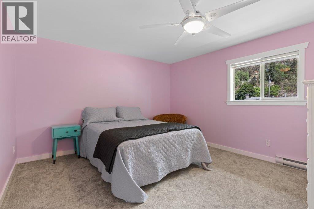  4170 Lake Avenue, Peachland