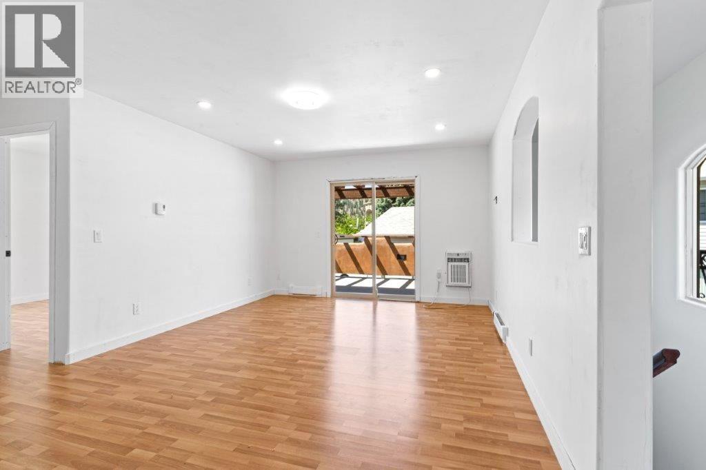  4170 Lake Avenue, Peachland