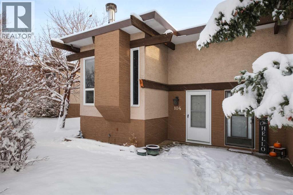 Single Family House Bi-level for Sale in  Rundlewood Lane NE Rundle Calgary 