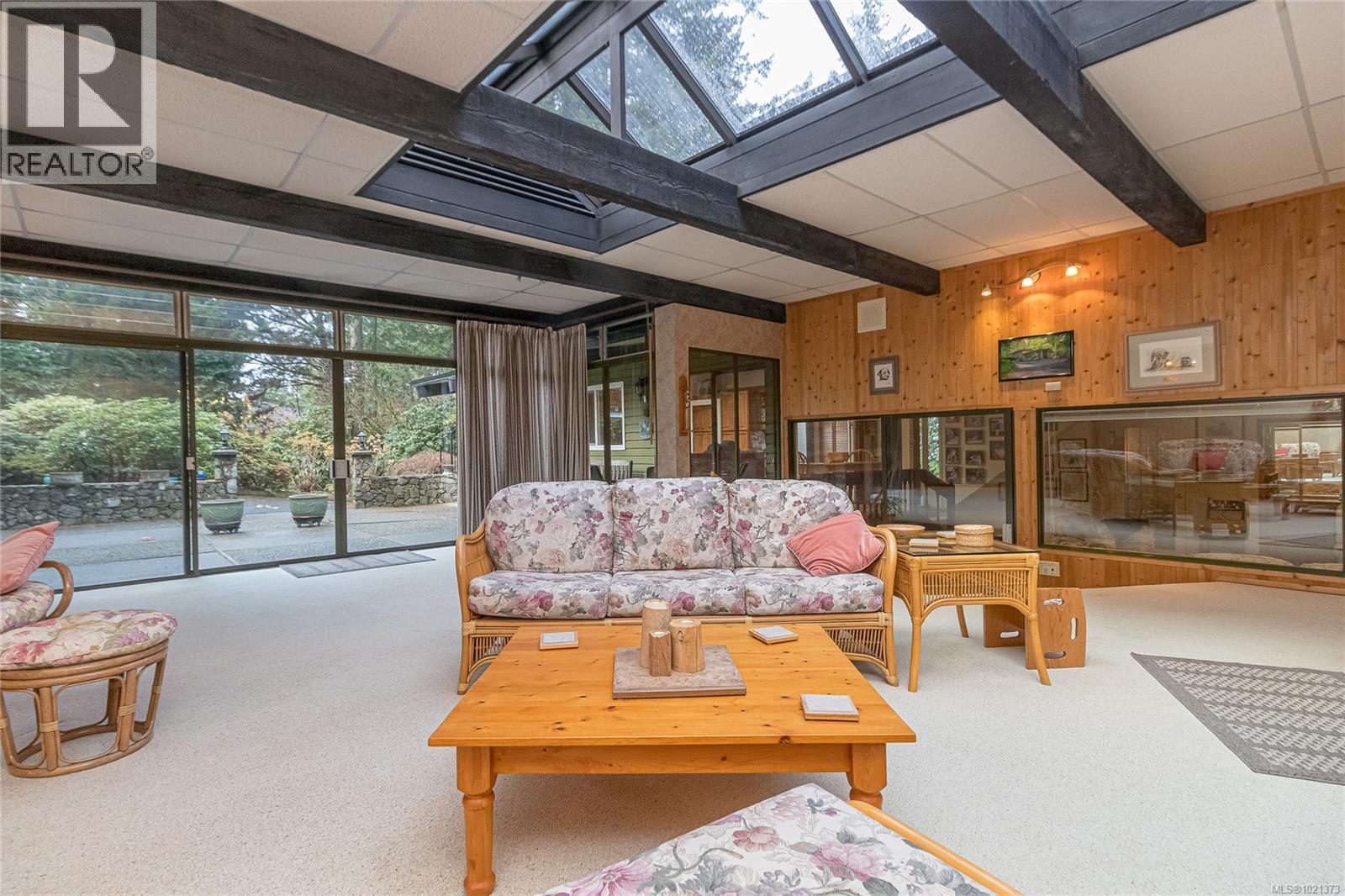 9565 Ardmore Dr, North Saanich