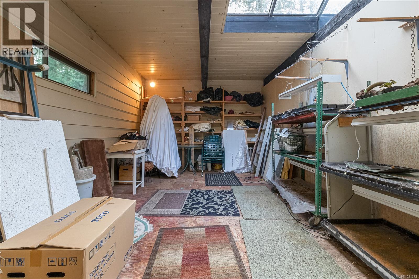 9565 Ardmore Dr, North Saanich