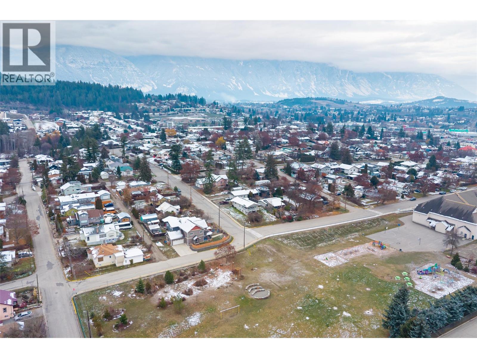 902 Murdoch Street, Creston