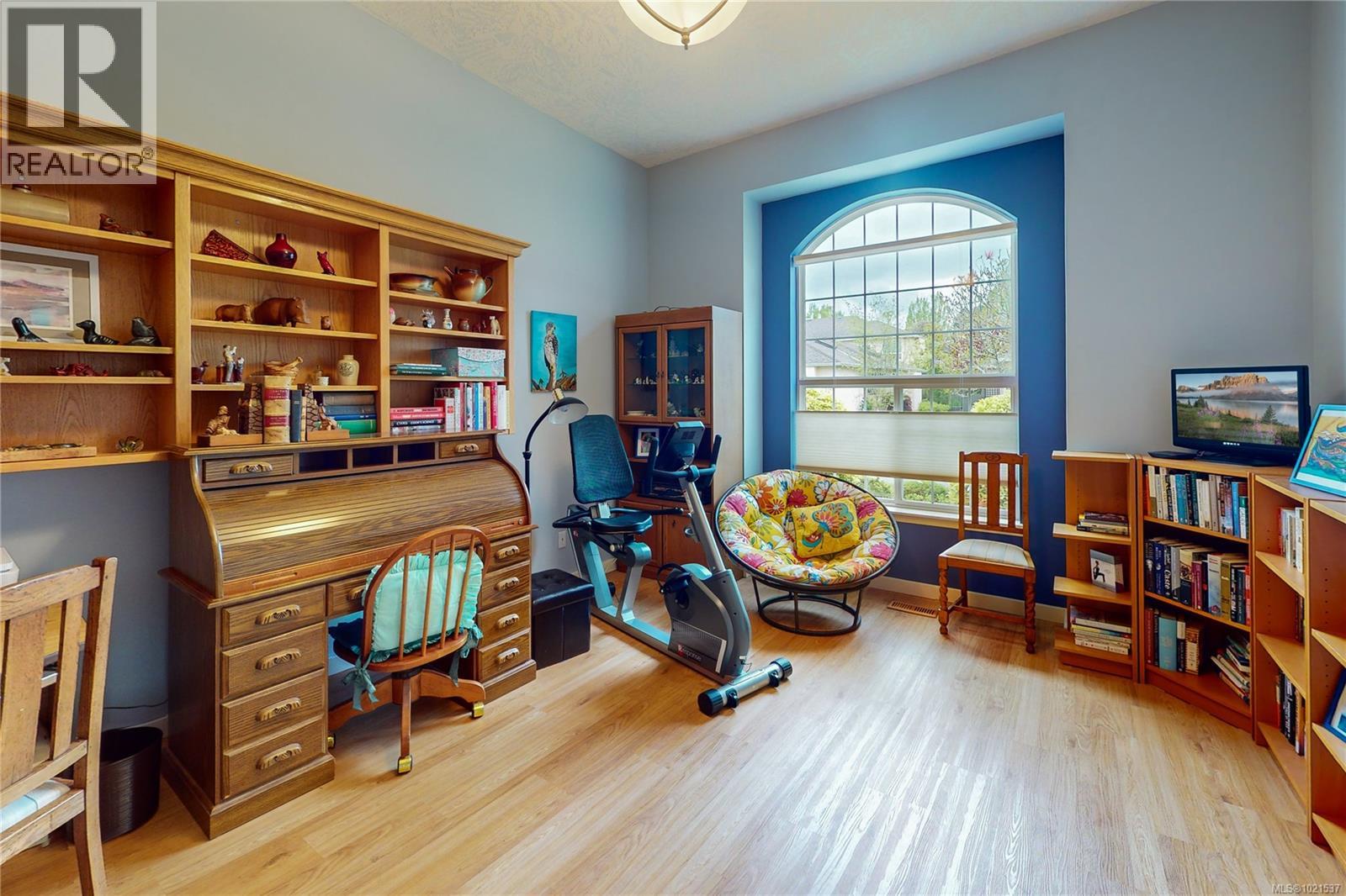 6319 Redonda Pl, Nanaimo