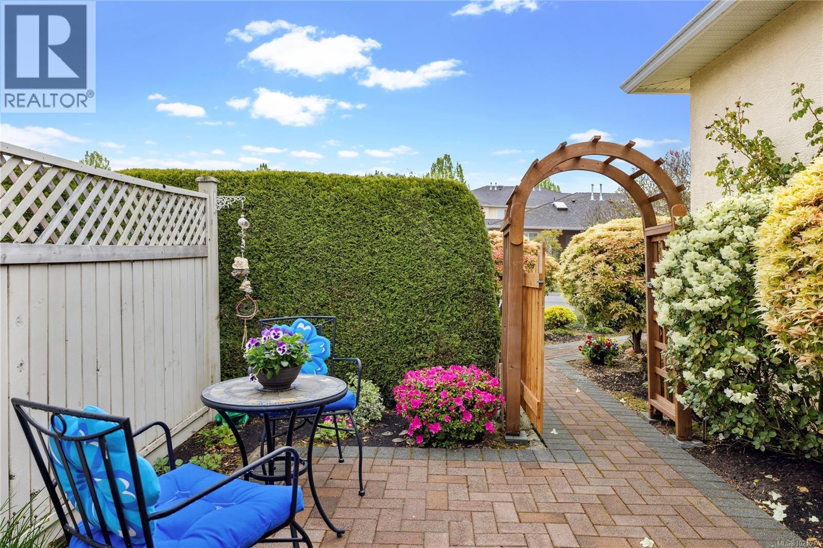 6319 Redonda Pl, Nanaimo