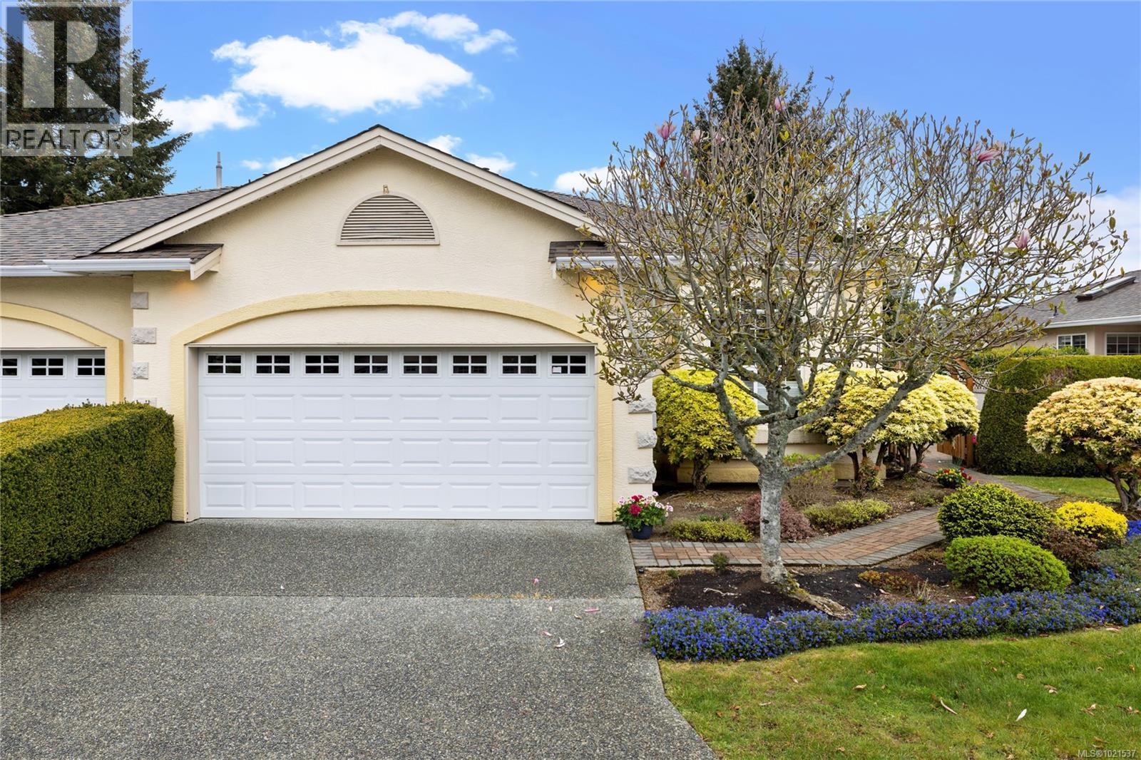 6319 Redonda Pl, Nanaimo