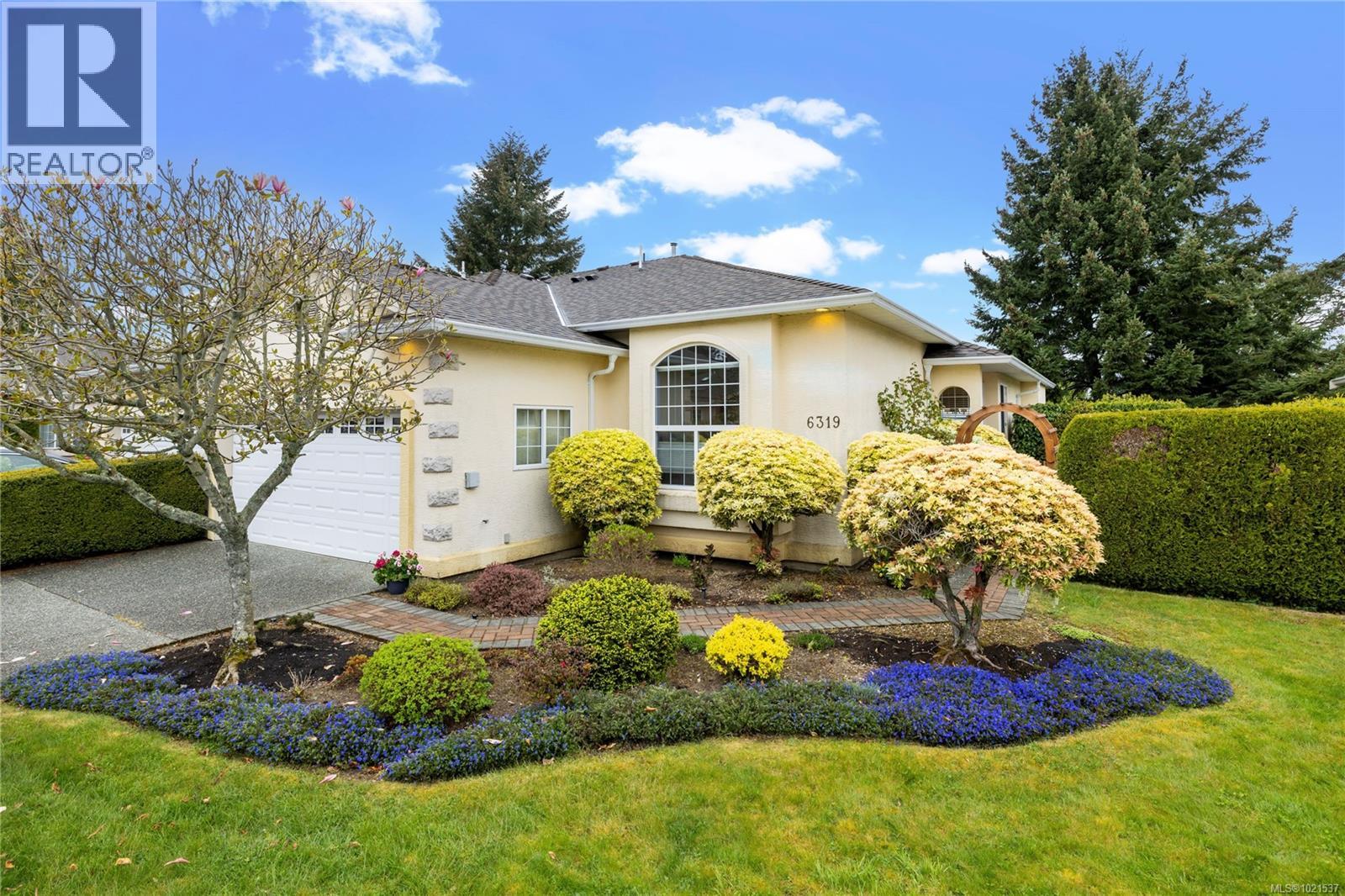 6319 Redonda Pl, Nanaimo