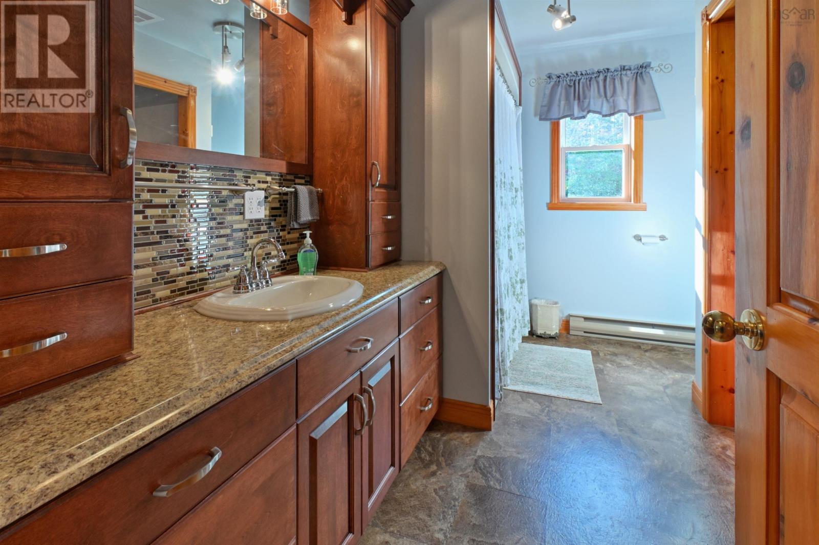 Property 1 of 39 of 110 De Raymond Street