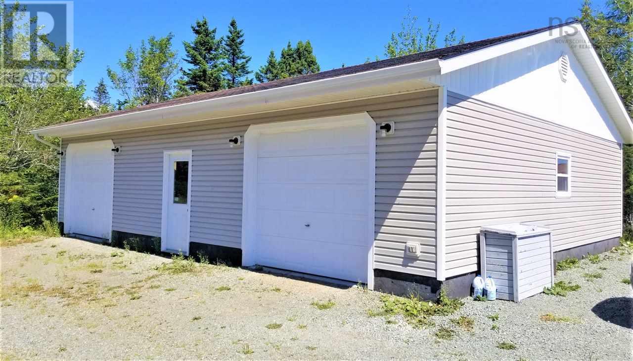 Property 11 of 39 of 110 De Raymond Street