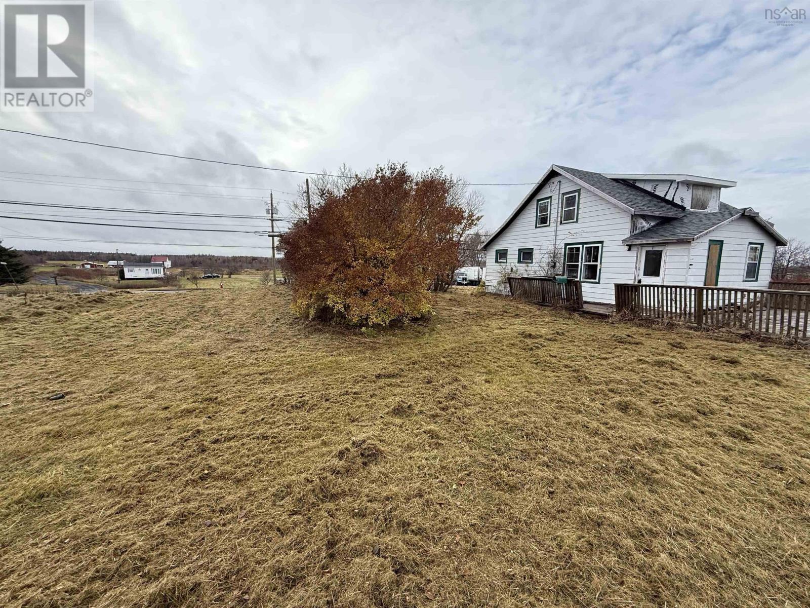 Property 22 of 24 of 1288 MAIN Street