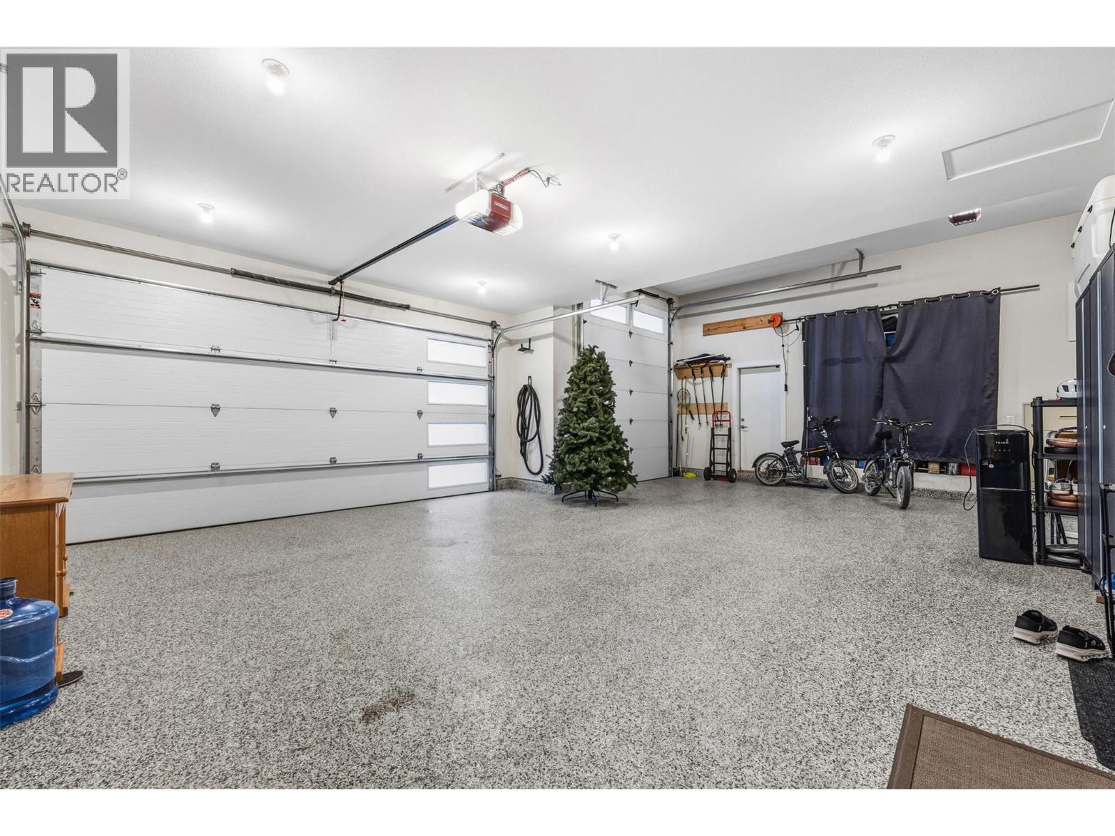  9438 Ledgestone Road, Lake Country