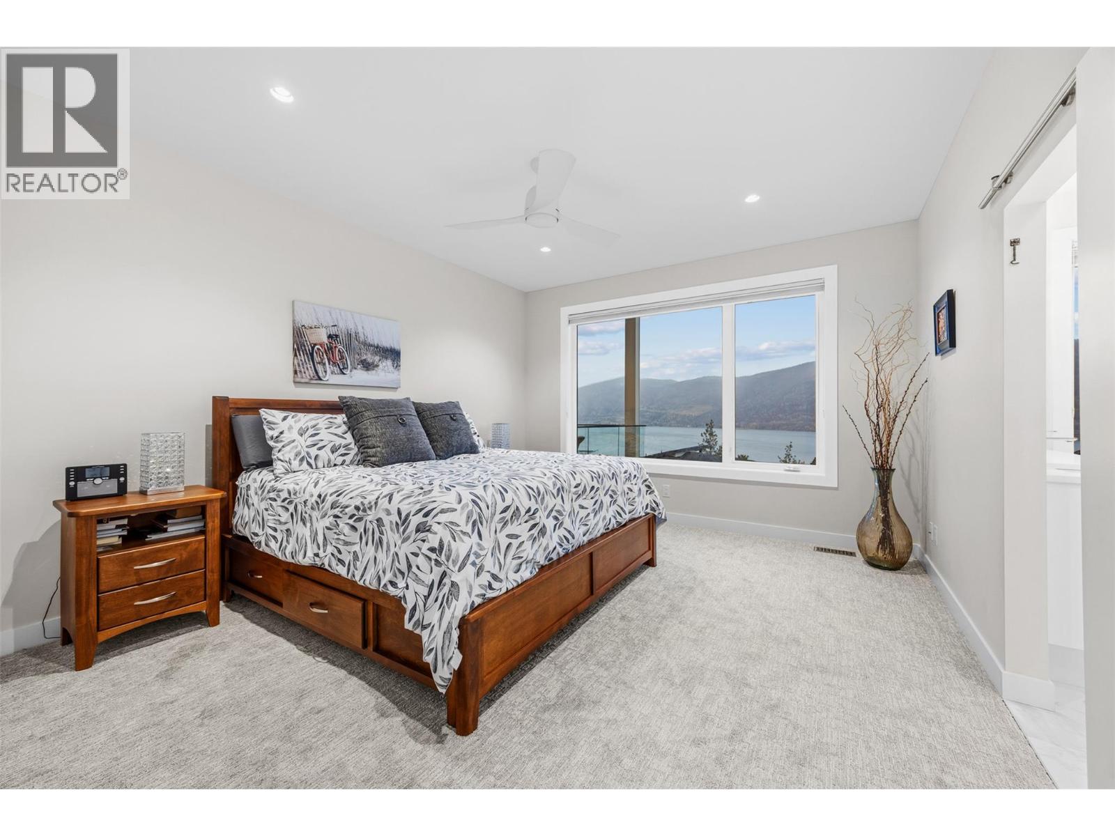  9438 Ledgestone Road, Lake Country