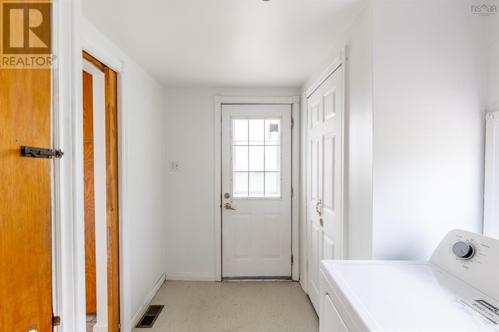 Property 34 of 38 of 1415 Highway 304