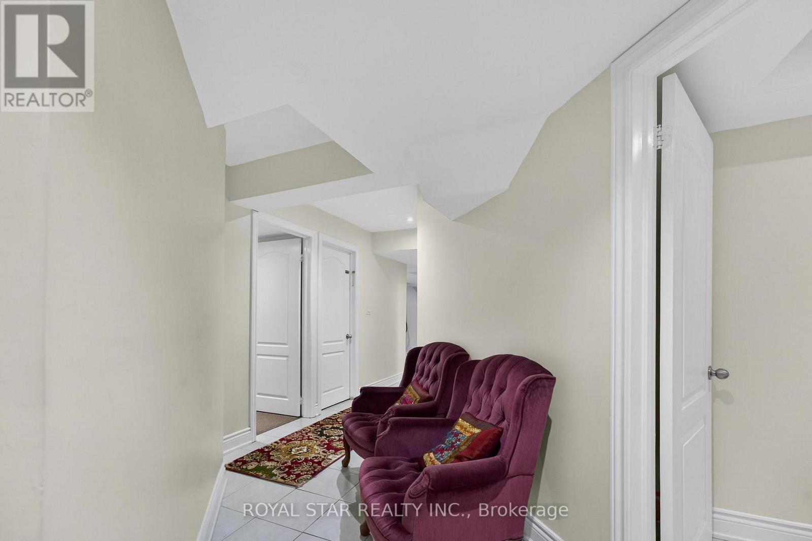 61 ALDERSGATE DRIVE - 34