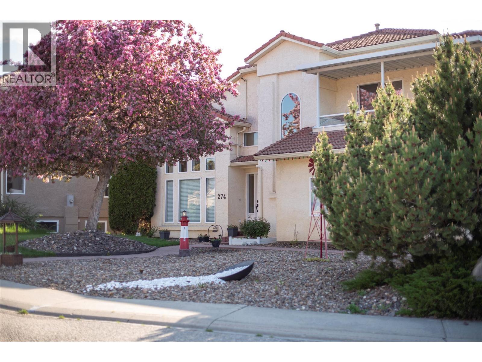 274 Country Estate Place, Vernon