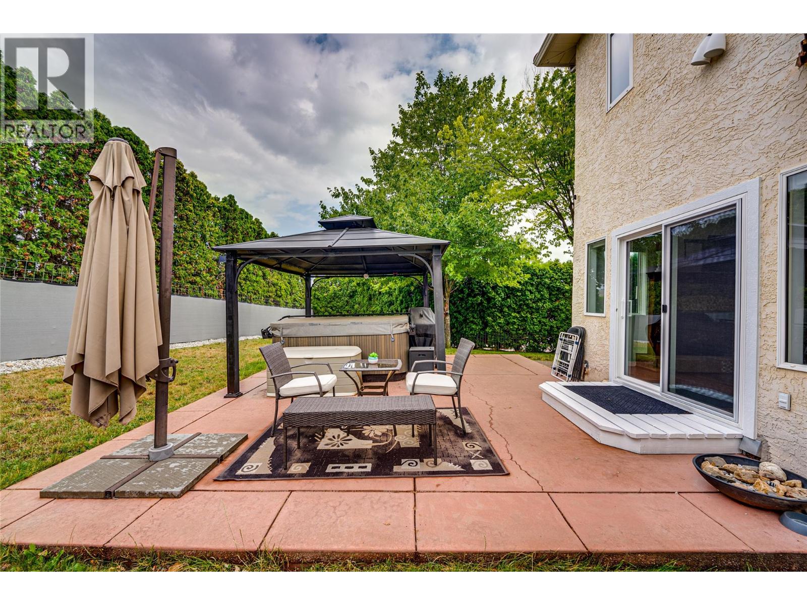 274 Country Estate Place, Vernon