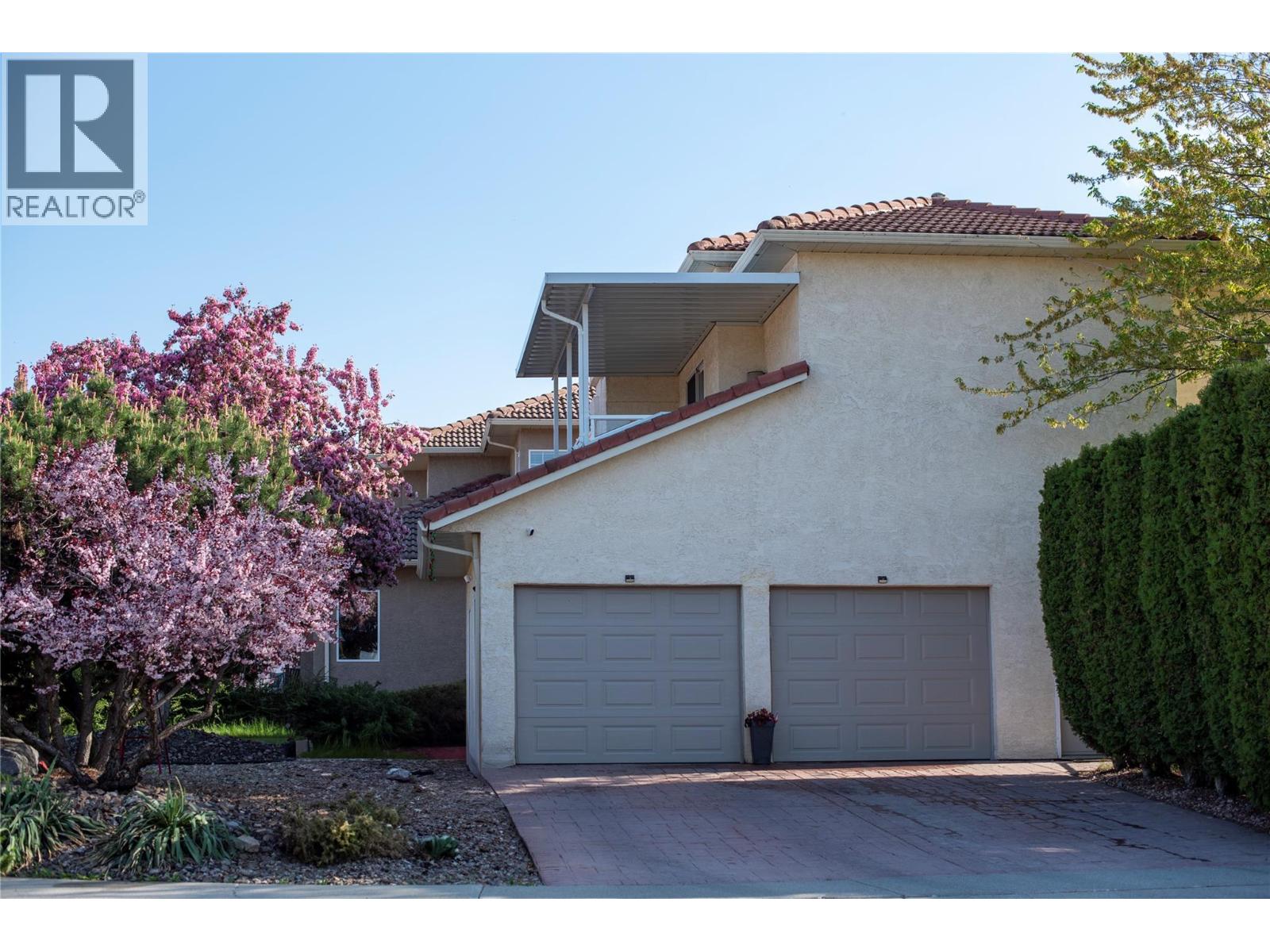 274 Country Estate Place, Vernon