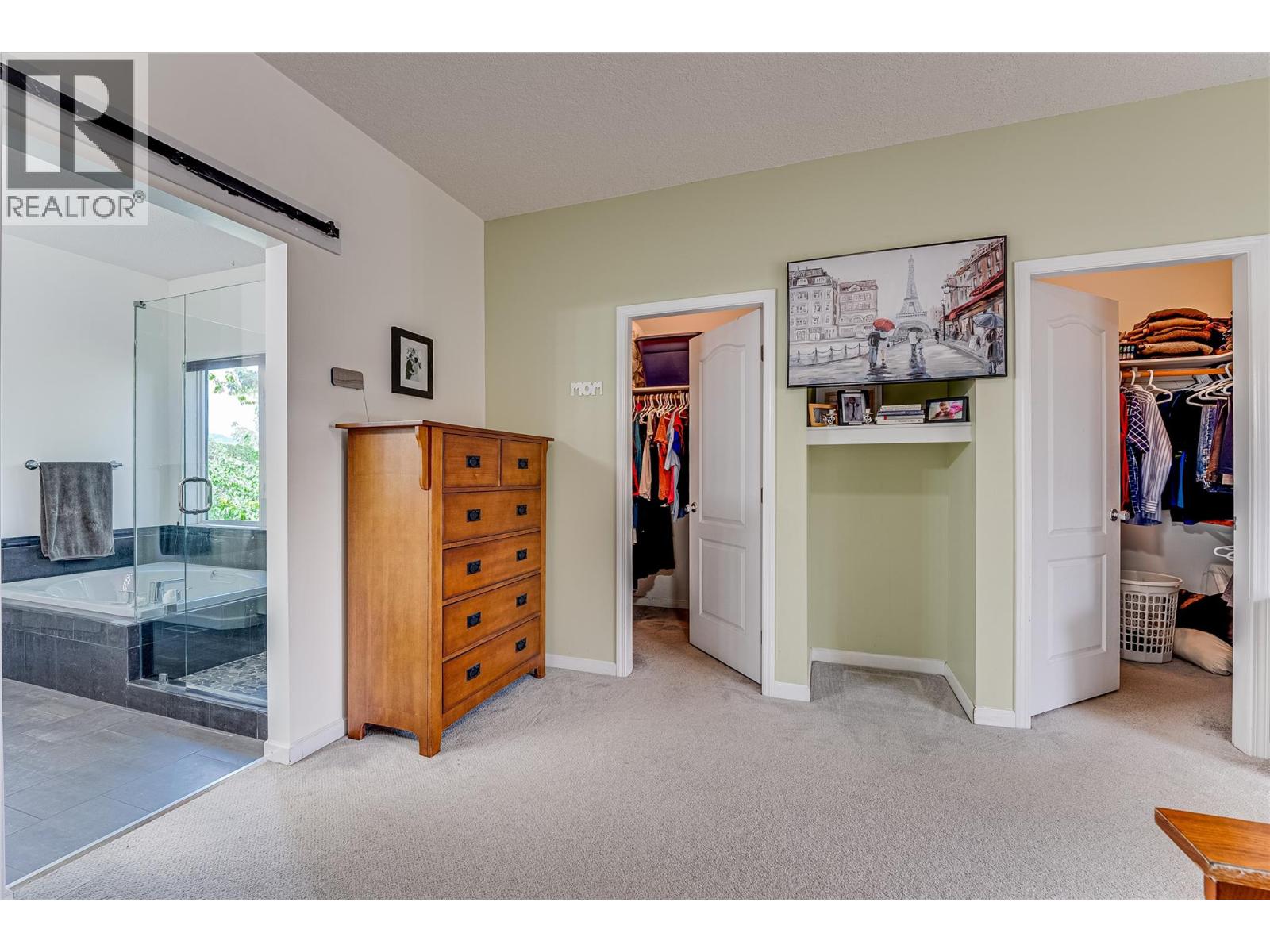 274 Country Estate Place, Vernon