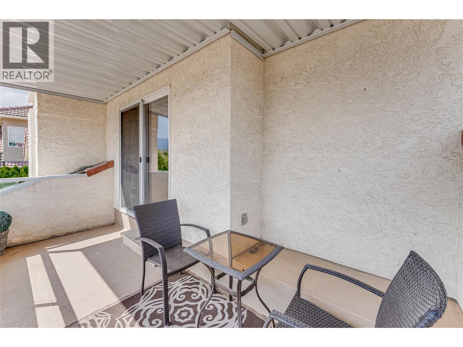 274 Country Estate Place, Vernon