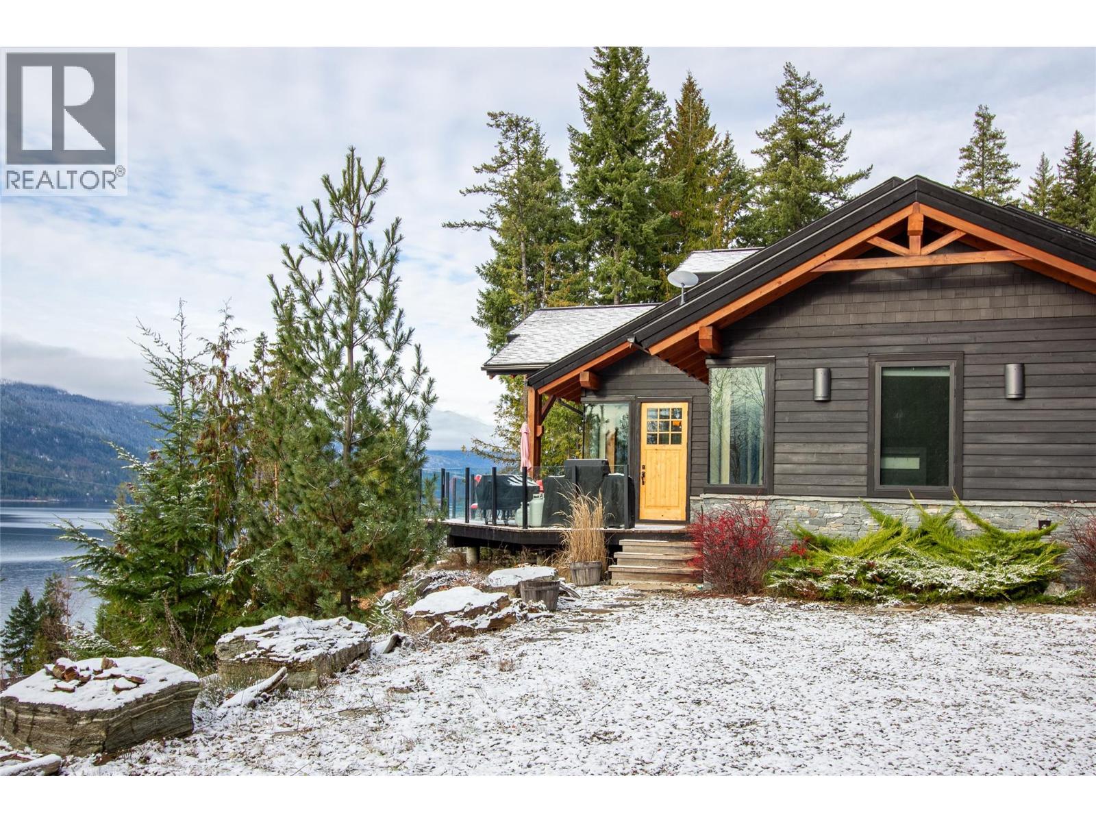 234 WALKERS Lane - Photo 3 of 56, Kootenay Bay, British Columbia