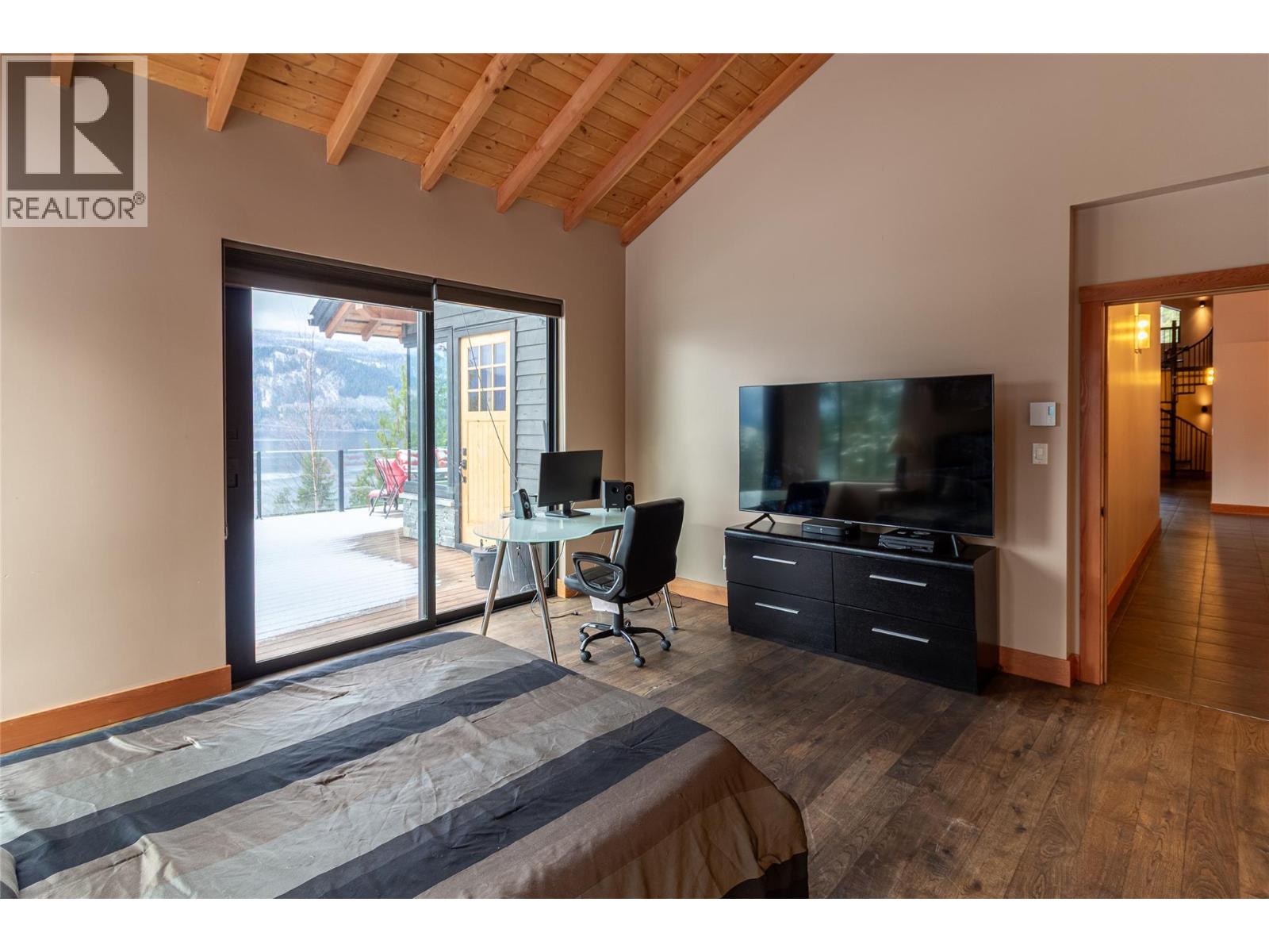 234 WALKERS LANE - 36