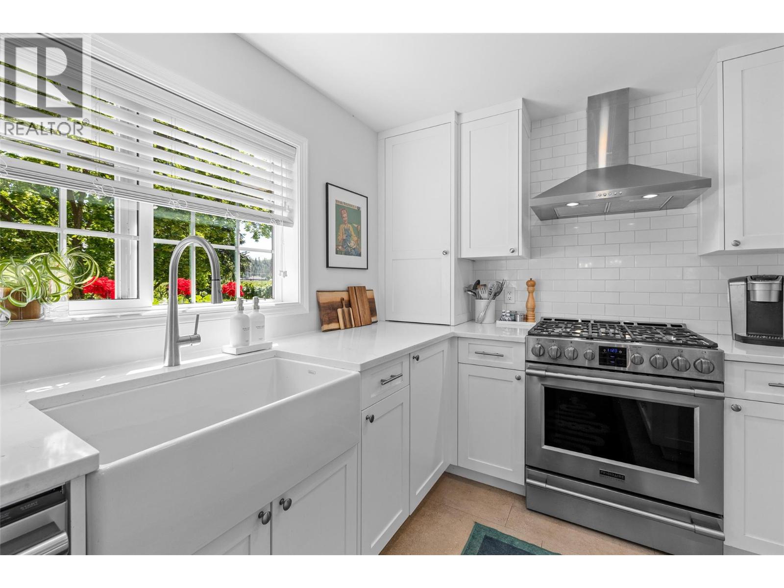  2430 Longhill Road, Kelowna