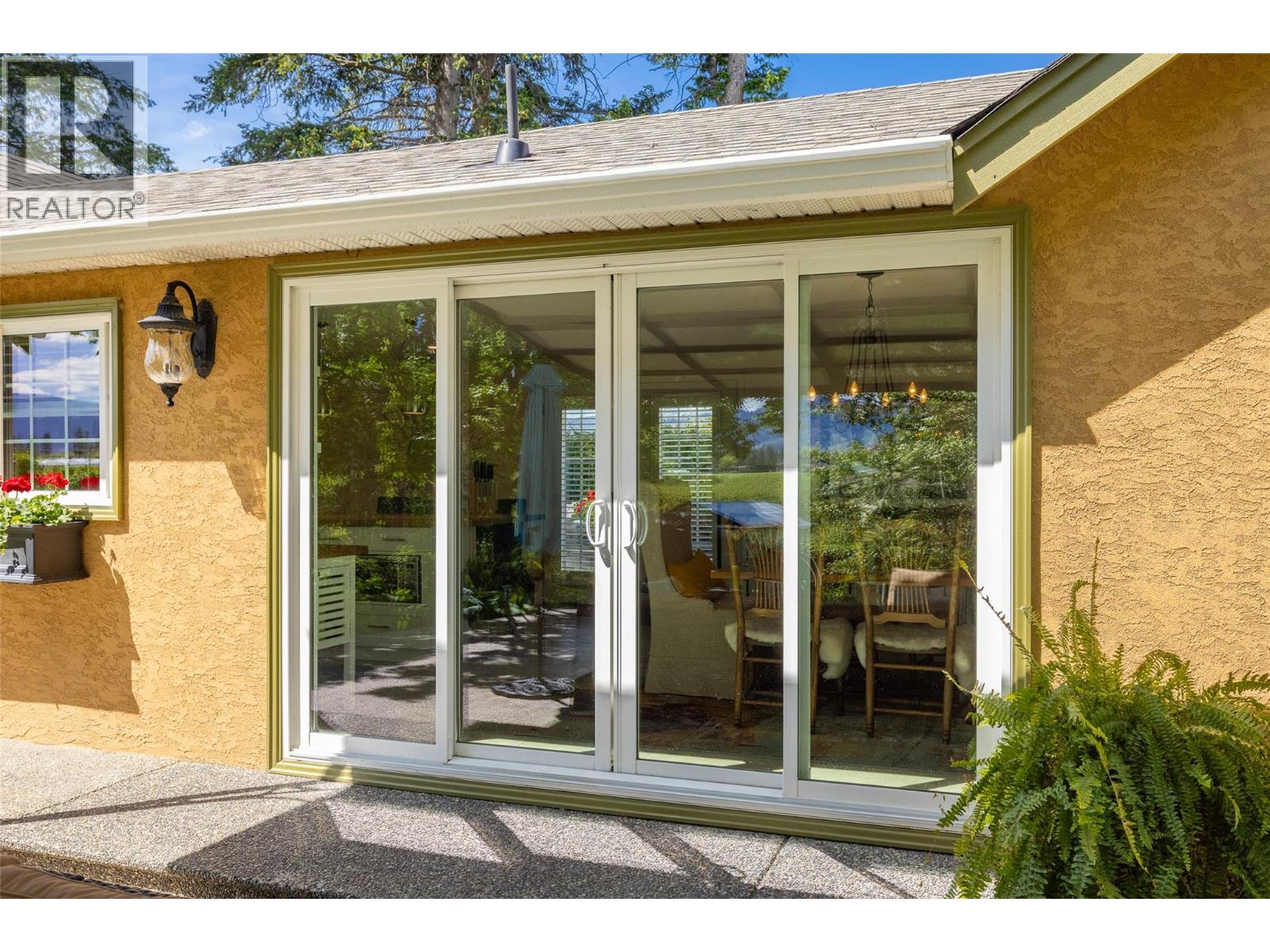  2430 Longhill Road, Kelowna