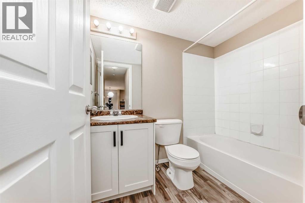 Single Family House for Sale in   Eversyde Avenue SW Evergreen Calgary 