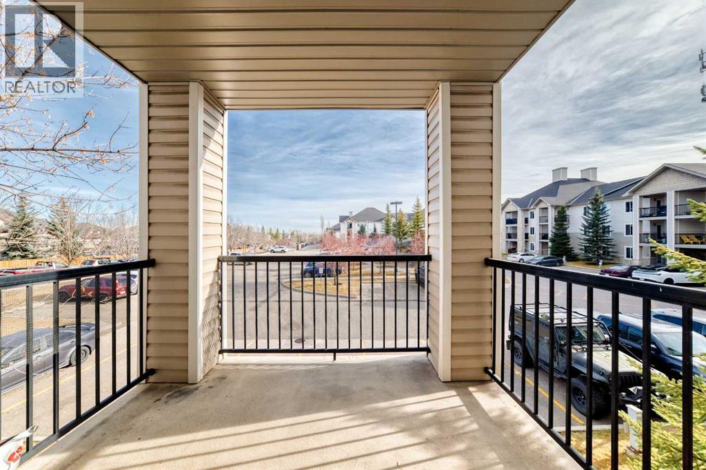 Single Family House for Sale in   Eversyde Avenue SW Evergreen Calgary 