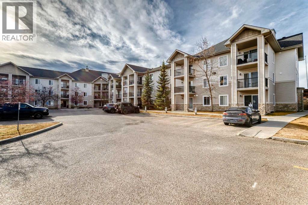 Single Family House for Sale in   Eversyde Avenue SW Evergreen Calgary 