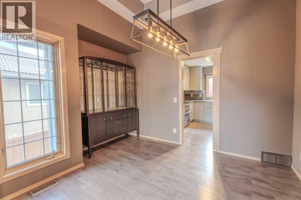 Single Family House for Sale in  Canterbury Court SW Canyon Meadows Calgary 