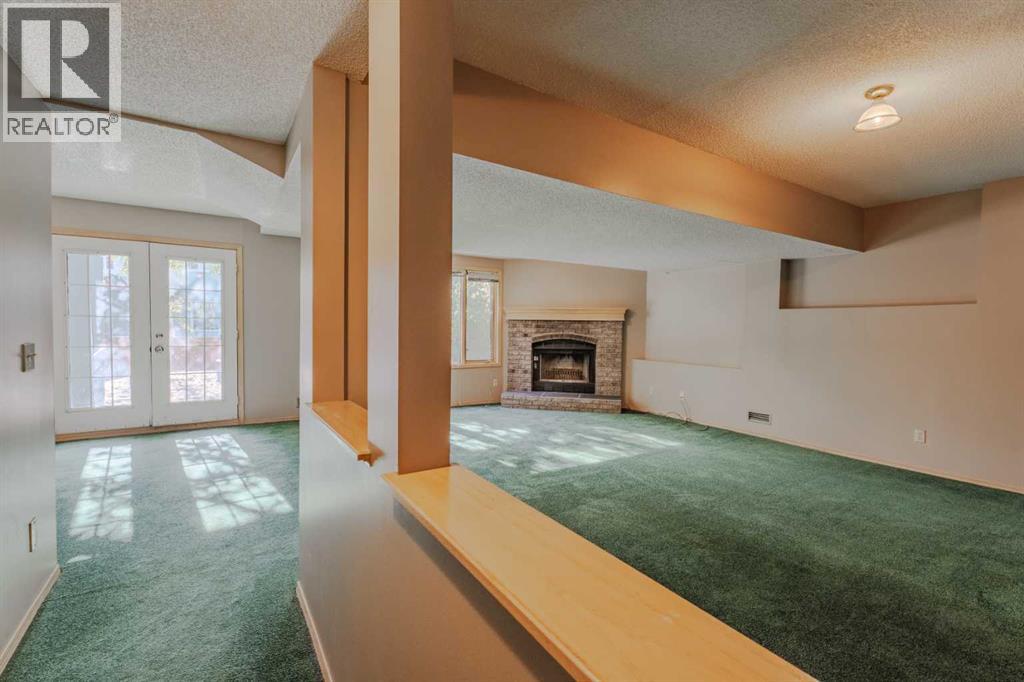 Single Family House for Sale in  Canterbury Court SW Canyon Meadows Calgary 