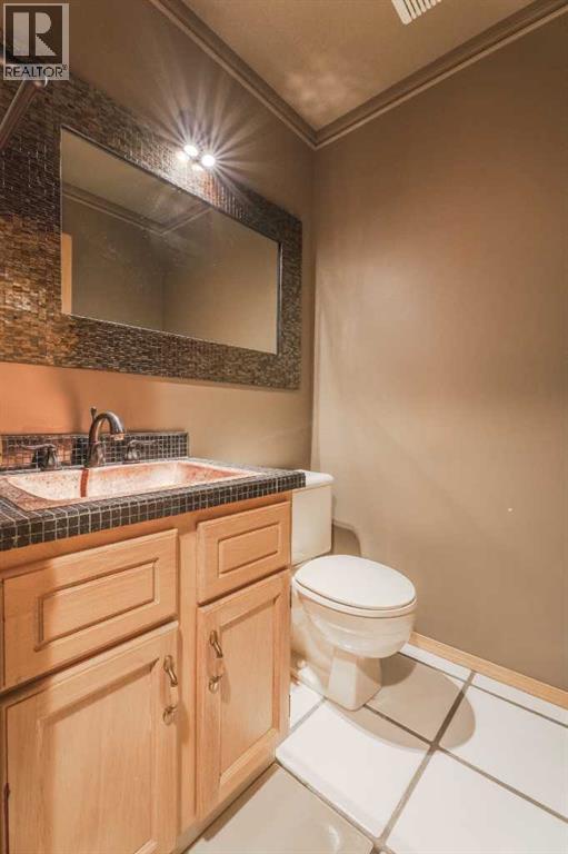 Single Family House for Sale in  Canterbury Court SW Canyon Meadows Calgary 